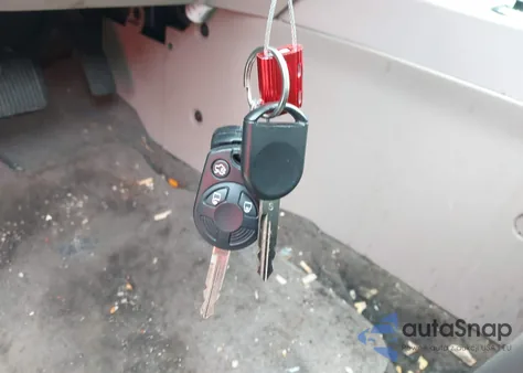 2010 Ford Escape Hybrid z USA, uszkodzony, nr VIN 1FMCU4K33AKA81416